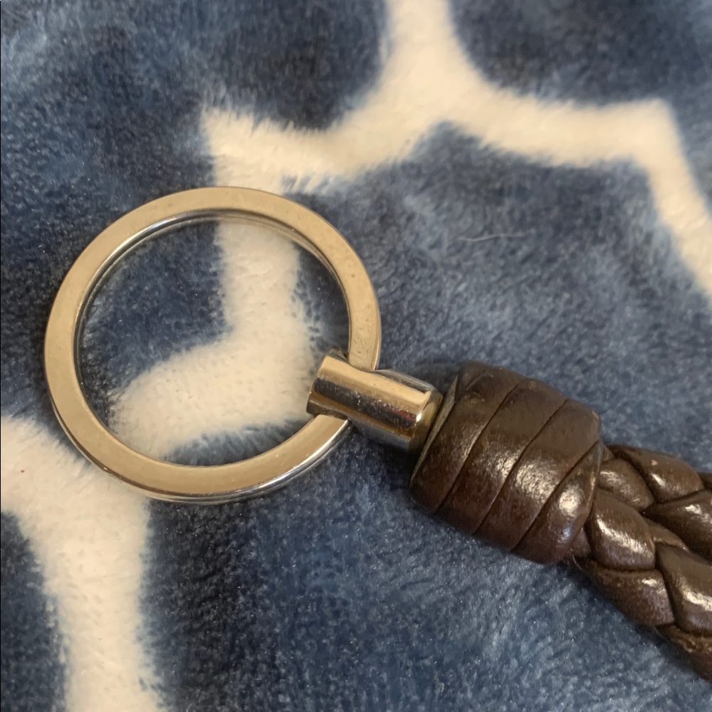 Bottega Veneta Brown Leather Classic Woven Strap Keychain Bagcharm Accessory - Picture 7 of 7